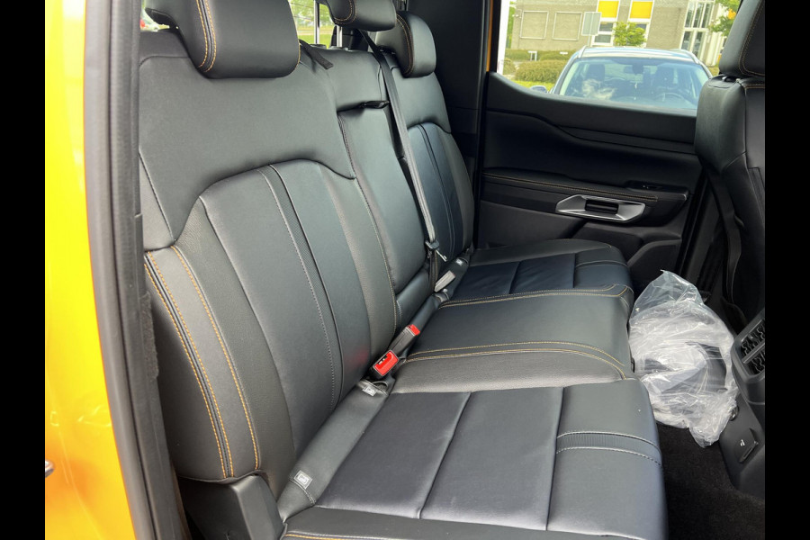 Ford Ranger 2.3 PHEV Wildtrak Double Cab 281pk | 5 persoons! | Technology Pack Plus Trailer | Cargo Area Pack | Power Rollertop | Prijs excl. BTW incl. BPM | laadkabel mode 3 16A | Rijklaar