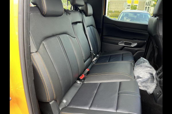 Ford Ranger 2.3 PHEV Wildtrak Double Cab 281pk | 5 persoons! | Technology Pack Plus Trailer | Cargo Area Pack | Power Rollertop | Prijs excl. BTW incl. BPM | laadkabel mode 3 16A | Rijklaar