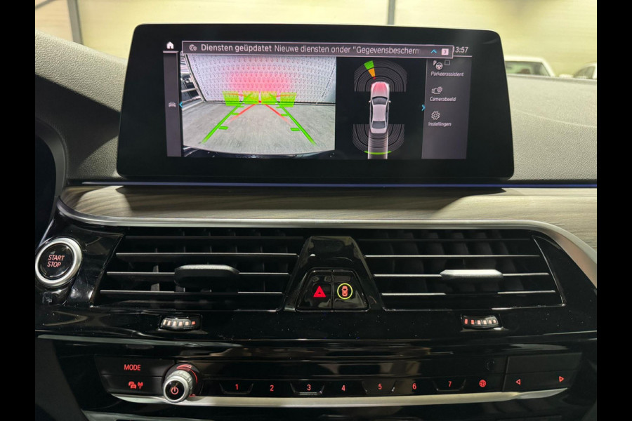 BMW 5 Serie 530e iPerformance High Executive | M-Sport | Massage | Camera