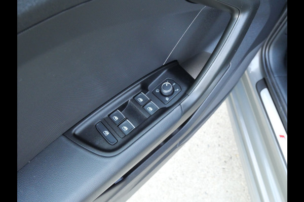 Audi A1 Sportback 30 TFSI S-LINE | AUTOMAAT | CRUISE | CARPLAY | NIEUWSTAAT | BTW-AUTO!!