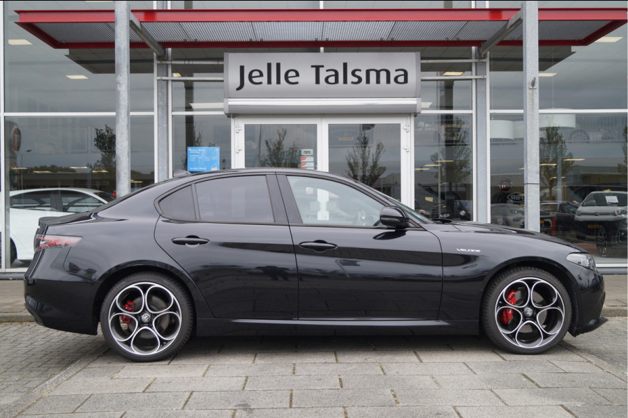 Alfa Romeo Giulia 2.0 T GME AWD Veloce | 19" Velgen | Panoramadak | Adas 2