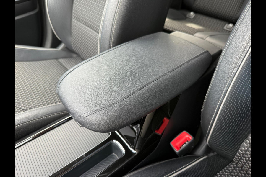 Kia Ceed Sportswagon 1.4 T-GDi automaat DynamicPlusLine, NAP, CarPlay, Trekhaak, KeyLess