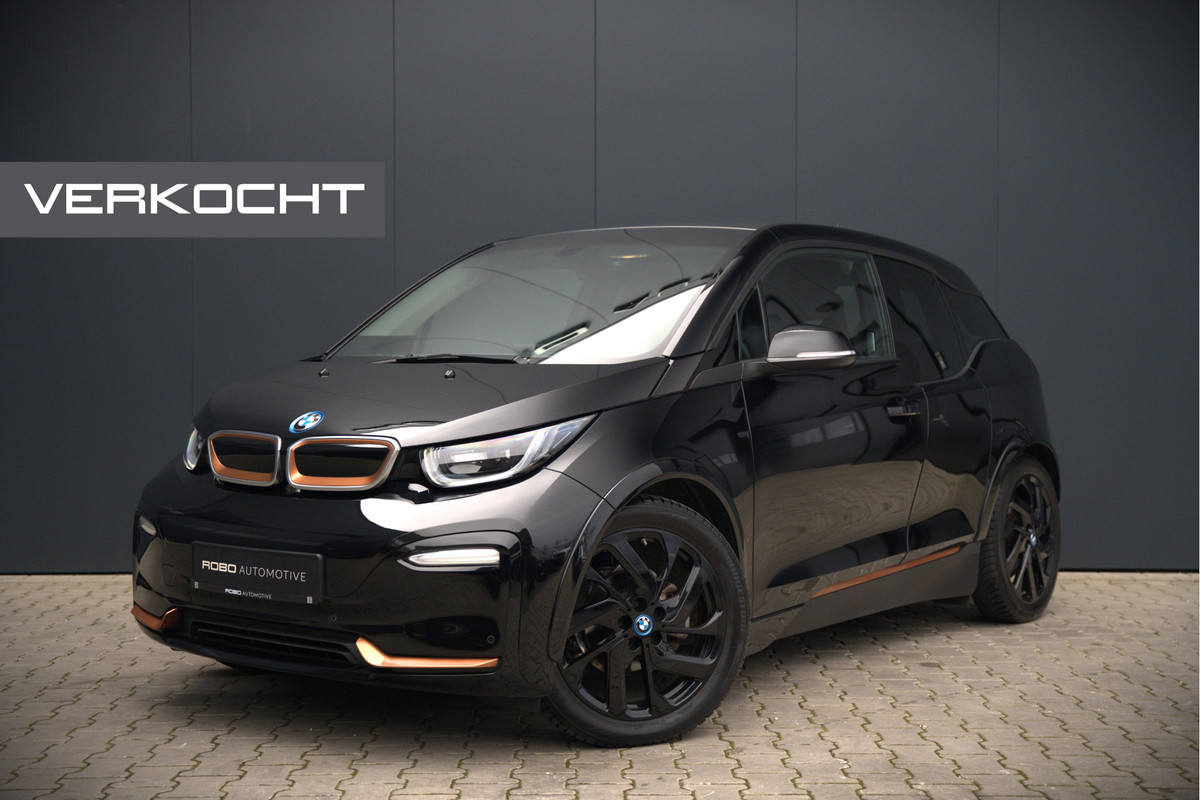 BMW i3 S 120Ah 42 kWh RoadStyle Edition | Harman Kardon | Leer | Warmtepomp | Cruise Control | Navigatie Pro | Carbon Dak | Keyless | Parkeersensoren | Stoelverwarming | Dealer Onderhouden | NAP | BMW i3 S 120Ah 42 kWh RoadStyle Edition | Harman Kardon | Leer | Warmtepomp | Cruise Control | Navigatie Pro | Carbon Dak | Keyless | Parkeersensoren | Stoelverwarming | Dealer Onderhouden | NAP |