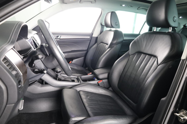 Škoda Kodiaq Business Edition Plus 7 p. 150 pk Automaat (DSG) | Verlengde garantie | Navigatie | Panoramadak | Elektr. trekhaak | Parkeersensoren (Park assist) | Rondomzicht camera | Stoelverwarming v/a |