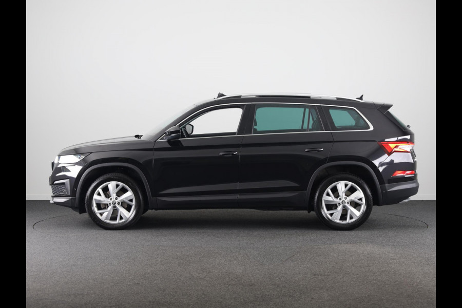 Škoda Kodiaq Business Edition Plus 7 p. 150 pk Automaat (DSG) | Verlengde garantie | Navigatie | Panoramadak | Elektr. trekhaak | Parkeersensoren (Park assist) | Rondomzicht camera | Stoelverwarming v/a |