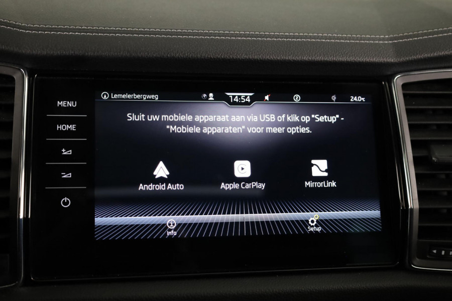 Škoda Kodiaq Business Edition Plus 7 p. 150 pk Automaat (DSG) | Verlengde garantie | Navigatie | Panoramadak | Elektr. trekhaak | Parkeersensoren (Park assist) | Rondomzicht camera | Stoelverwarming v/a |
