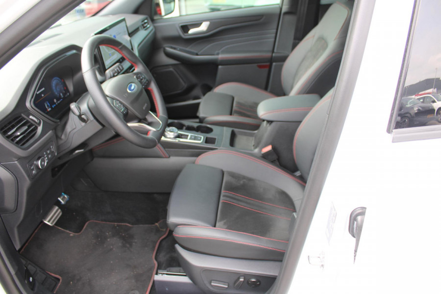 Ford Kuga 2.5 PHEV ST-Line X | AGR Stoelen | Privacy Glass | 19 INCH LMV | Electrische achterklep | Navigatie | Camera | Climate Control | Adaptieve Cruise Control