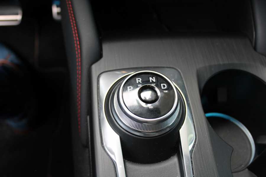 Ford Kuga 2.5 PHEV ST-Line X | AGR Stoelen | Privacy Glass | 19 INCH LMV | Electrische achterklep | Navigatie | Camera | Climate Control | Adaptieve Cruise Control