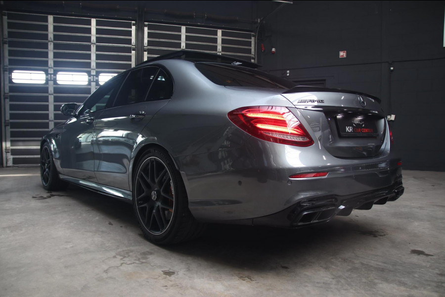 Mercedes-Benz E-Klasse AMG 63S E 63 s CERAMIC-PANO-CARBON-BURMESTER 3D