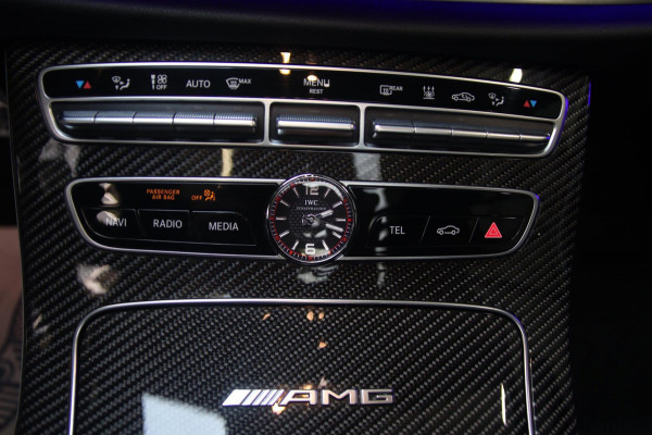 Mercedes-Benz E-Klasse AMG 63S E 63 s CERAMIC-PANO-CARBON-BURMESTER 3D