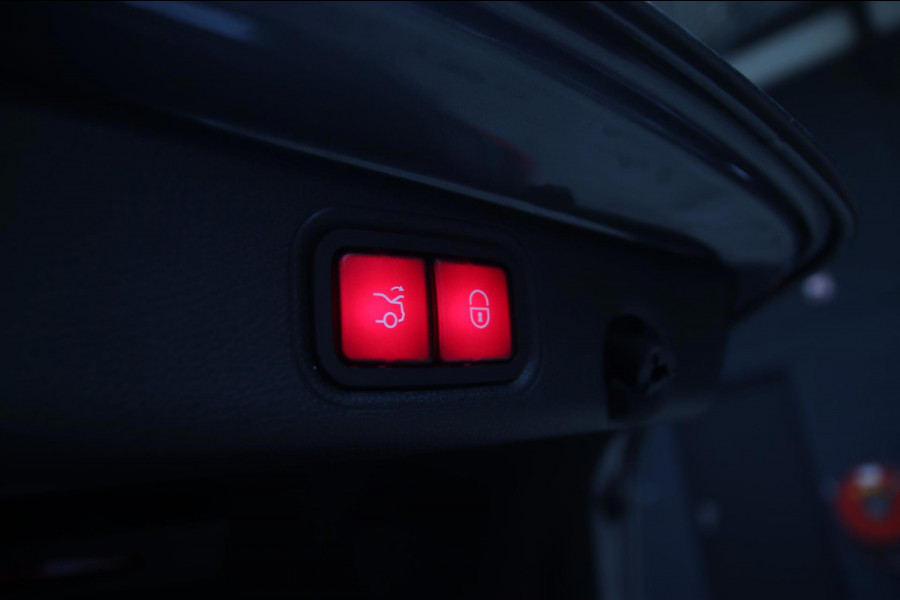 Mercedes-Benz E-Klasse AMG 63S E 63 s CERAMIC-PANO-CARBON-BURMESTER 3D