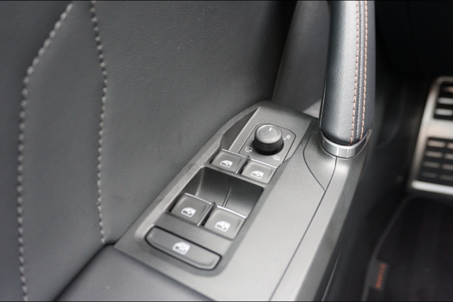 CUPRA Formentor 245PK PHEV KUIPSTOELEN | NAVI | CAMERA | ADAPTIVE | SPORTIEF!