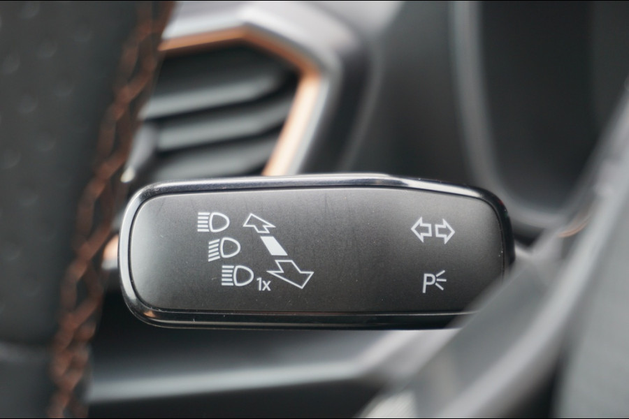 CUPRA Formentor 245PK PHEV KUIPSTOELEN | NAVI | CAMERA | ADAPTIVE | SPORTIEF!