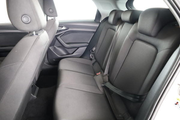 Audi A1 Sportback 25 TFSI Advanced 95 pk | Airco | Digitaal instrumentenpaneel | Lichtmetalen velgen 16" |