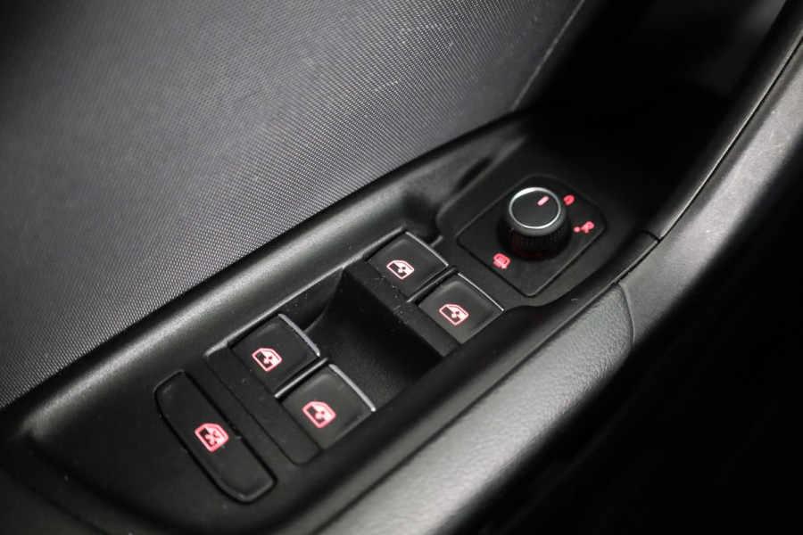 Audi A1 Sportback 25 TFSI Advanced 95 pk | Airco | Digitaal instrumentenpaneel | Lichtmetalen velgen 16" |