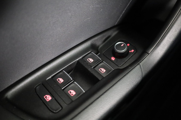 Audi A1 Sportback 25 TFSI Advanced 95 pk | Airco | Digitaal instrumentenpaneel | Lichtmetalen velgen 16" |