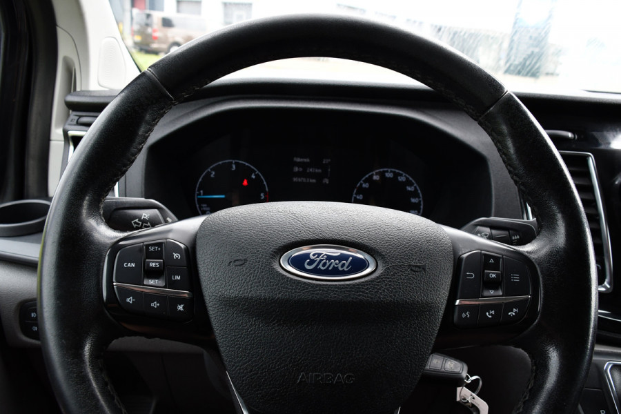 Ford Transit Custom 300 2.0 TDCI L2H1 Limited PB Edition Camera, Cruise, Carplay, Stoelverwarming, Automaat, 130pk, Trekhaak, Leder, Uniek!