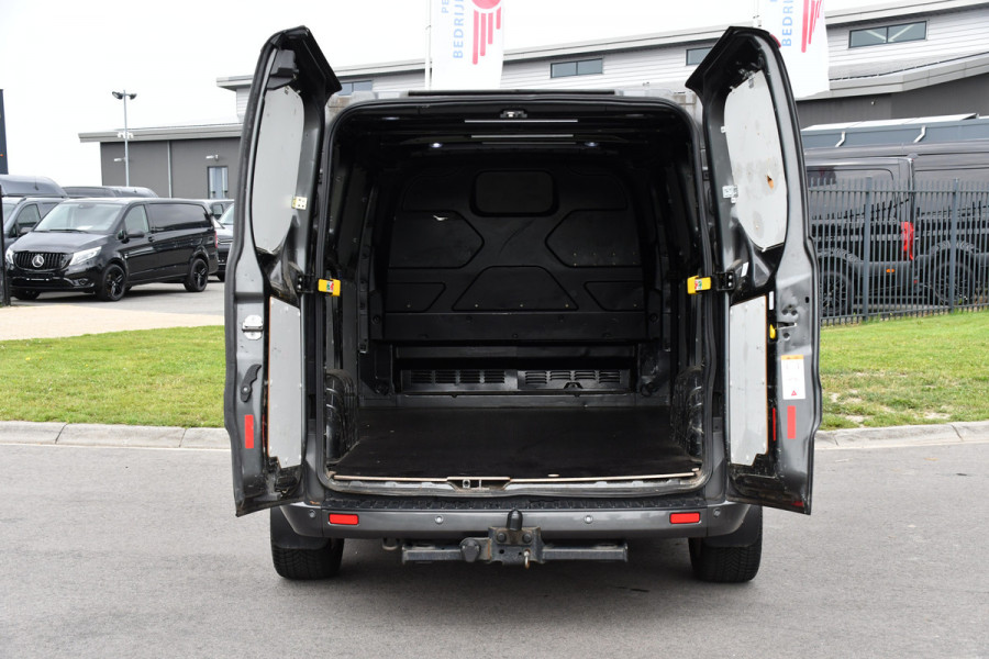 Ford Transit Custom 300 2.0 TDCI L2H1 Limited PB Edition Camera, Cruise, Carplay, Stoelverwarming, Automaat, 130pk, Trekhaak, Leder, Uniek!