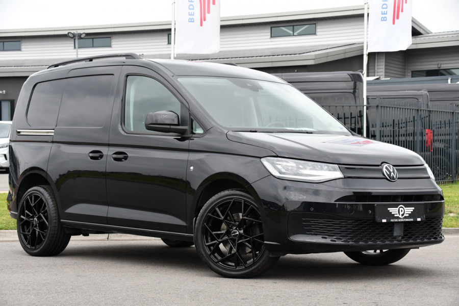 Volkswagen Caddy Cargo 1.5 TSI Black Edition Benzine, Camera, Cruise, Carplay, LED, 115pk, Automaat, Stoelverwarming, NAVI, Trekhaak, Uniek!
