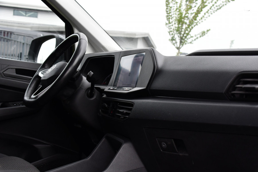 Volkswagen Caddy Cargo 1.5 TSI Black Edition Benzine, Camera, Cruise, Carplay, LED, 115pk, Automaat, Stoelverwarming, NAVI, Trekhaak, Uniek!
