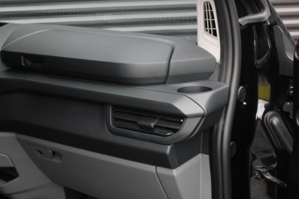 Ford Transit Custom 2.0 TDCI L2H1 Limited 170PK JB- EDITION / DRIVER ASSISTANCE PACK / 3- ZITS / MY2024 / CAMERA / ADAP.CRUISE