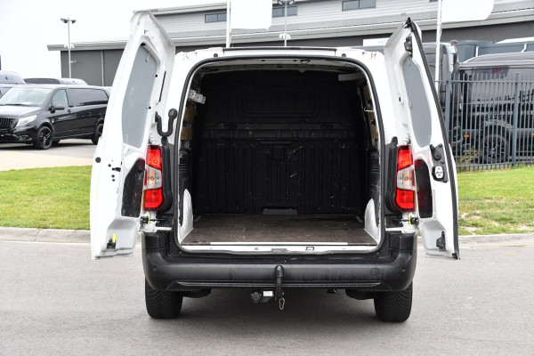 Opel Combo 1.5D L2H1 Edition Camera, Cruise, Carplay, 102pk, Trekhaak, Multimedia, Uniek!