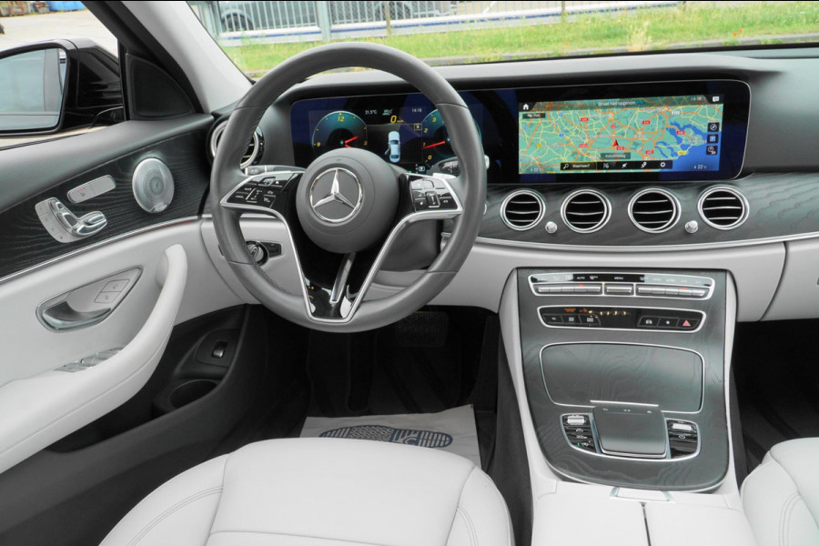 Mercedes-Benz E-Klasse 200 Solution Luxury PANORAMADAK