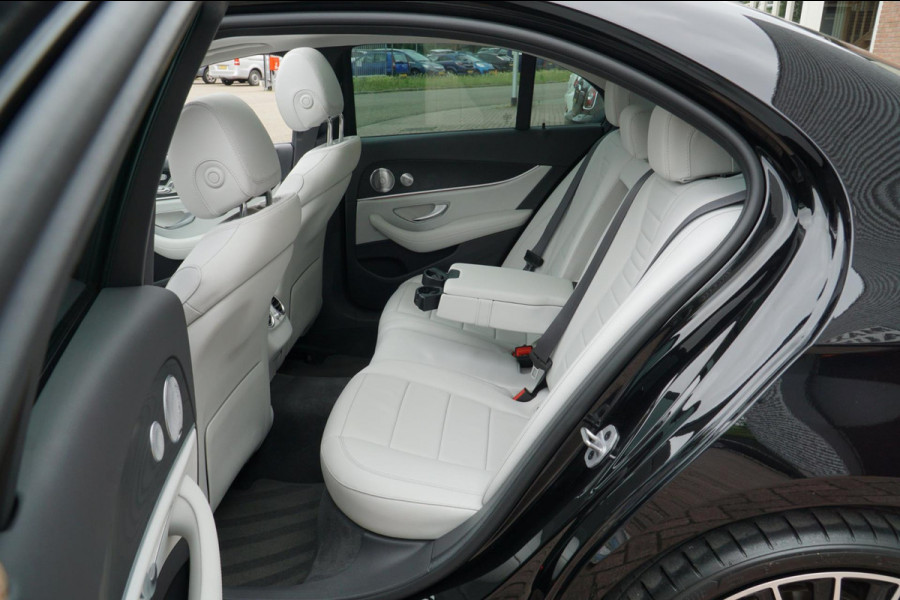 Mercedes-Benz E-Klasse 200 Solution Luxury PANORAMADAK