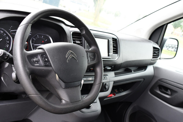 Citroën Jumpy 2.0 BlueHDI 180 DC Black Edition Adaptieve Cruise, Camera, Carplay, 177pk, Head-up, 2 x Schuifdeur, Clima, Multimedia, Automaat, Trekhaak, Uniek!