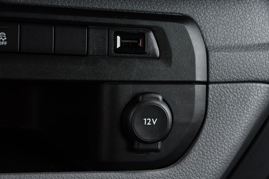 Citroën Jumpy 2.0 BlueHDI 180 DC Black Edition Adaptieve Cruise, Camera, Carplay, 177pk, Head-up, 2 x Schuifdeur, Clima, Multimedia, Automaat, Trekhaak, Uniek!