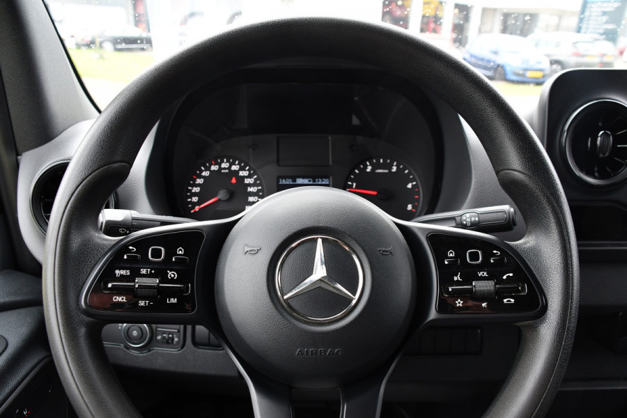 Mercedes-Benz Sprinter 316 2.2 CDI L2H1 AMG Edition Camera, Cruise, Carplay, Multimedia, 164pk, Automaat, Stoelverwarming, Standkachel, Uniek!