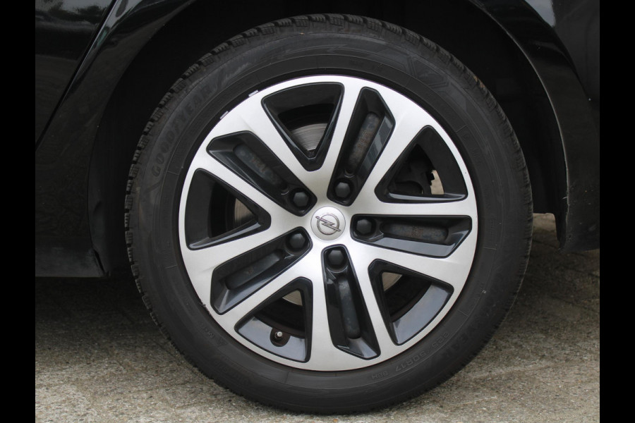 Opel Zafira 1.6 Turbo Online Edition 7p. | NAVIGATIE | ACHTERUITRIJCAMERA | 12 MAANDEN BOVAG GARANTIE |
