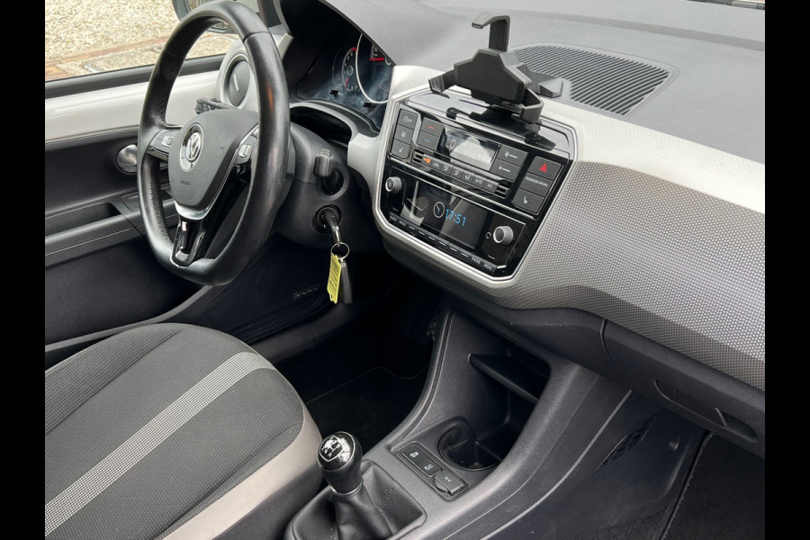 Volkswagen up! 1.0 BMT high up! clima/camera/cruise NL-NAP