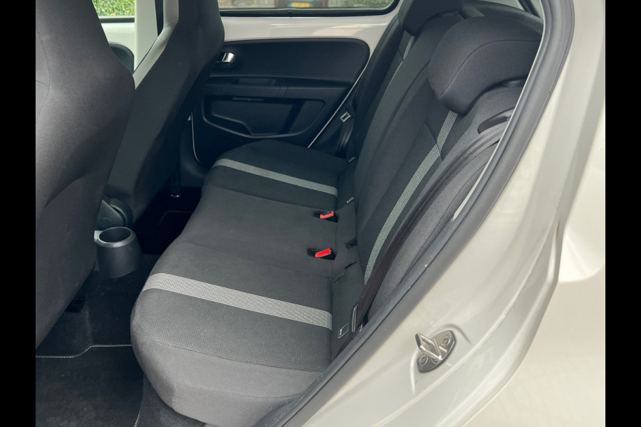 Volkswagen up! 1.0 BMT high up! clima/camera/cruise NL-NAP