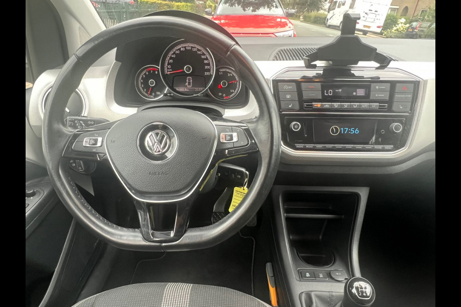Volkswagen up! 1.0 BMT high up! clima/camera/cruise NL-NAP