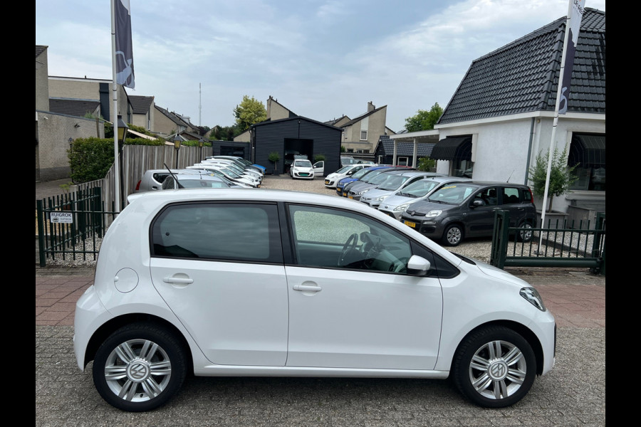 Volkswagen up! 1.0 BMT high up! clima/camera/cruise NL-NAP