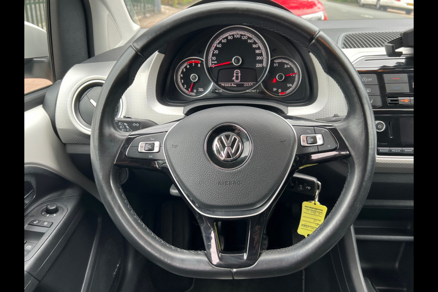 Volkswagen up! 1.0 BMT high up! clima/camera/cruise NL-NAP