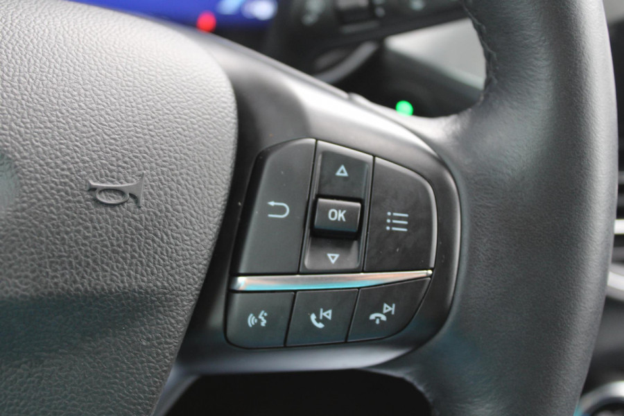 Ford Kuga 2.5 PHEV Titanium | Panoramadak | Adaptive cruise control | Winter Pack | Dodehoeksensoren | Camera | 1.500 kg trekgewicht