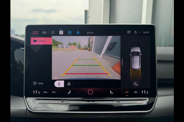 Volkswagen Golf 1.5 eTSI 50 Edt. FULL PANO NAVI CAMERA CLIMATE MASSAGE