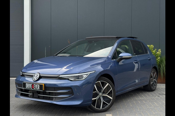 Volkswagen Golf 1.5 eTSI 50 Edt. FULL PANO NAVI CAMERA CLIMATE MASSAGE