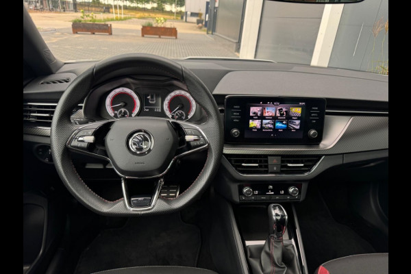 Škoda Kamiq 1.5 TSI MONTE CARLO 2022 PANO CARPLAY PDC GARANTIE 2027