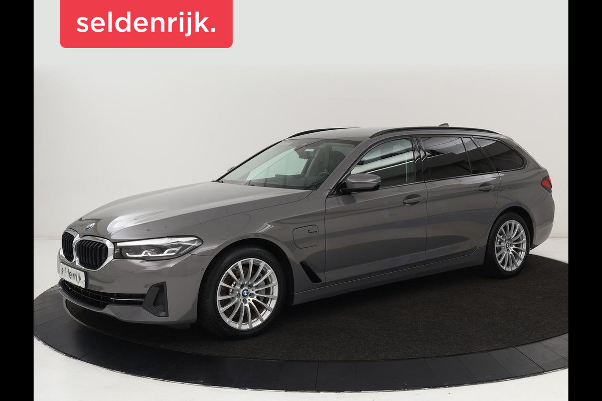 BMW 5 Serie 530e High Executive| Head-Up | Leder | Stoelverwarming | Camera | Carplay | Live Cockpit | Naviagtie | Park Assist | Full LED BMW 5 Serie 530e High Executive| Head-Up | Leder | Stoelverwarming | Camera | Carplay | Live Cockpit | Naviagtie | Park Assist | Full LED