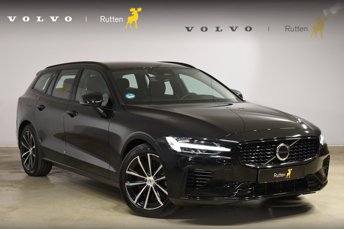 Volvo V60 T6 350PK Automaat AWD Plus Dark / Navigatie / Camera / Adaptieve Cruise Control / Elektrische Stoelen / Leder / LM Velgen /