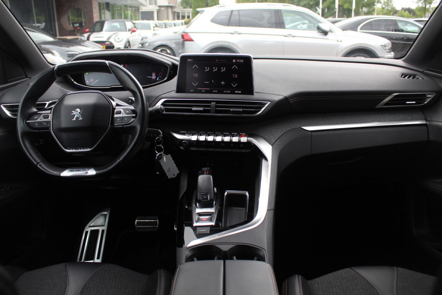 Peugeot 3008 1.6 e-THP GT Line / Trekhaak / Navigatie / Parkeerhulp V+A / 18'' / Half leder / Stoelverwarming / Cruise Control