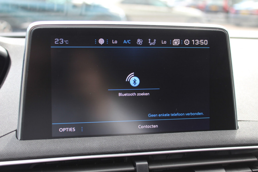 Peugeot 3008 1.6 e-THP GT Line / Trekhaak / Navigatie / Parkeerhulp V+A / 18'' / Half leder / Stoelverwarming / Cruise Control
