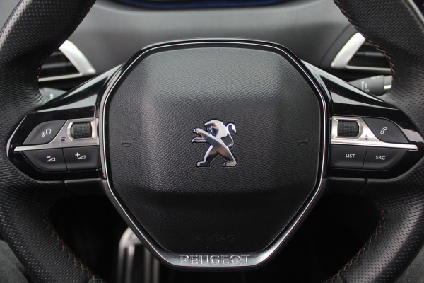 Peugeot 3008 1.6 e-THP GT Line / Trekhaak / Navigatie / Parkeerhulp V+A / 18'' / Half leder / Stoelverwarming / Cruise Control