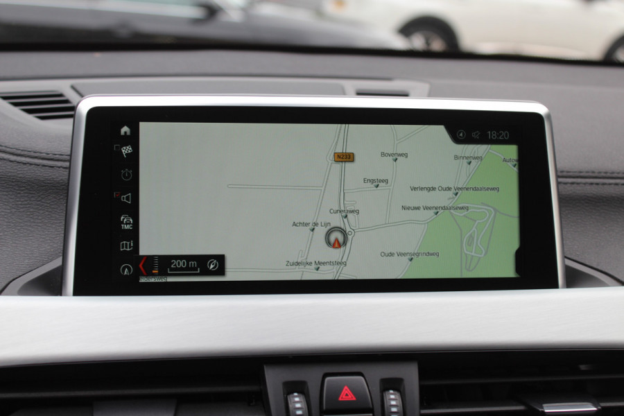 BMW X2 sDrive20i High Exe. M Sport / Panoramadak / Camera / Leder / 19'' / Harman Kardon / Navigatie / Stoelverwarming / Cruise Control