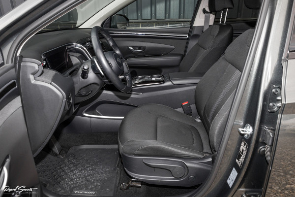 Hyundai Tucson 1.6 T-GDI PHEV Comfort Smart 4WD | Trekhaak | Adaptieve cruise | Apple carplay | Blind spot |