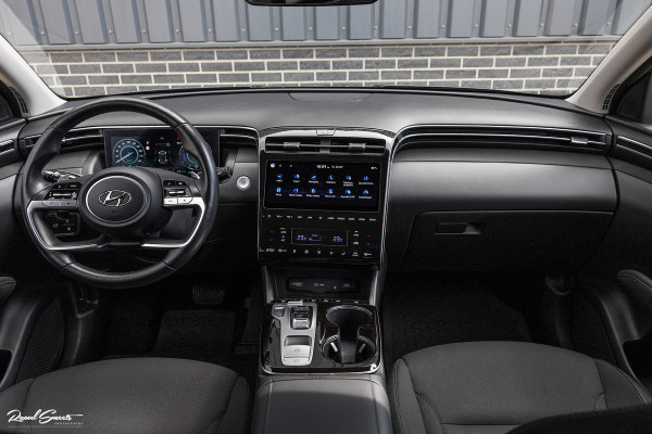 Hyundai Tucson 1.6 T-GDI PHEV Comfort Smart 4WD | Trekhaak | Adaptieve cruise | Apple carplay | Blind spot |