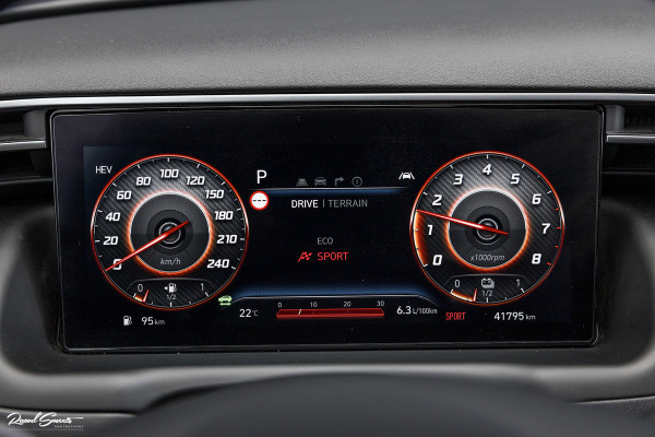 Hyundai Tucson 1.6 T-GDI PHEV Comfort Smart 4WD | Trekhaak | Adaptieve cruise | Apple carplay | Blind spot |